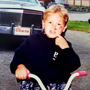 Meet your Posher, Max